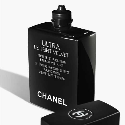 CHANEL ULTRA LE TEINT VELVET Ilgai išliekantis makiažo pagrindas