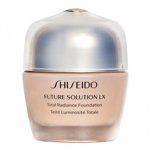 Future Solution LX Total Radiance Foundation SPF15